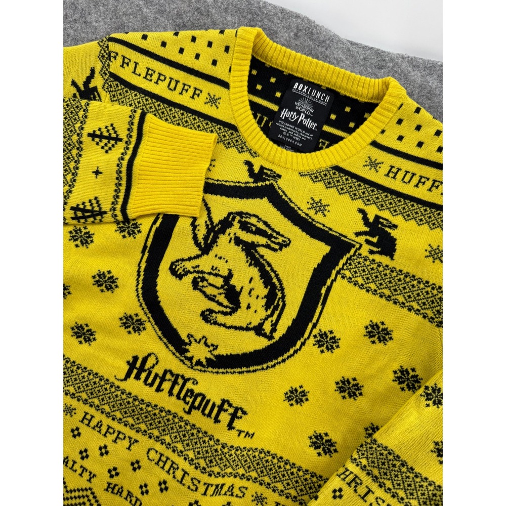 BoxLunch Harry Potter Sweater Mens SM Yellow Hufflepuff Crest Holiday Knit